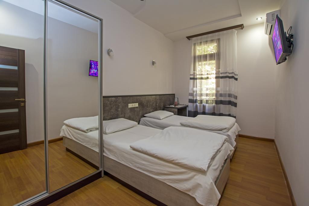 Yerevan Hostel Exterior photo